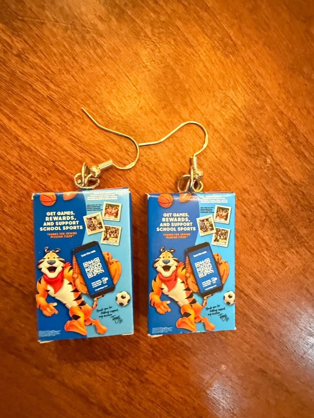 Kellogg’s Frosted Flakes Tony the Tiger Mini Cereal Box Dangle Earrings